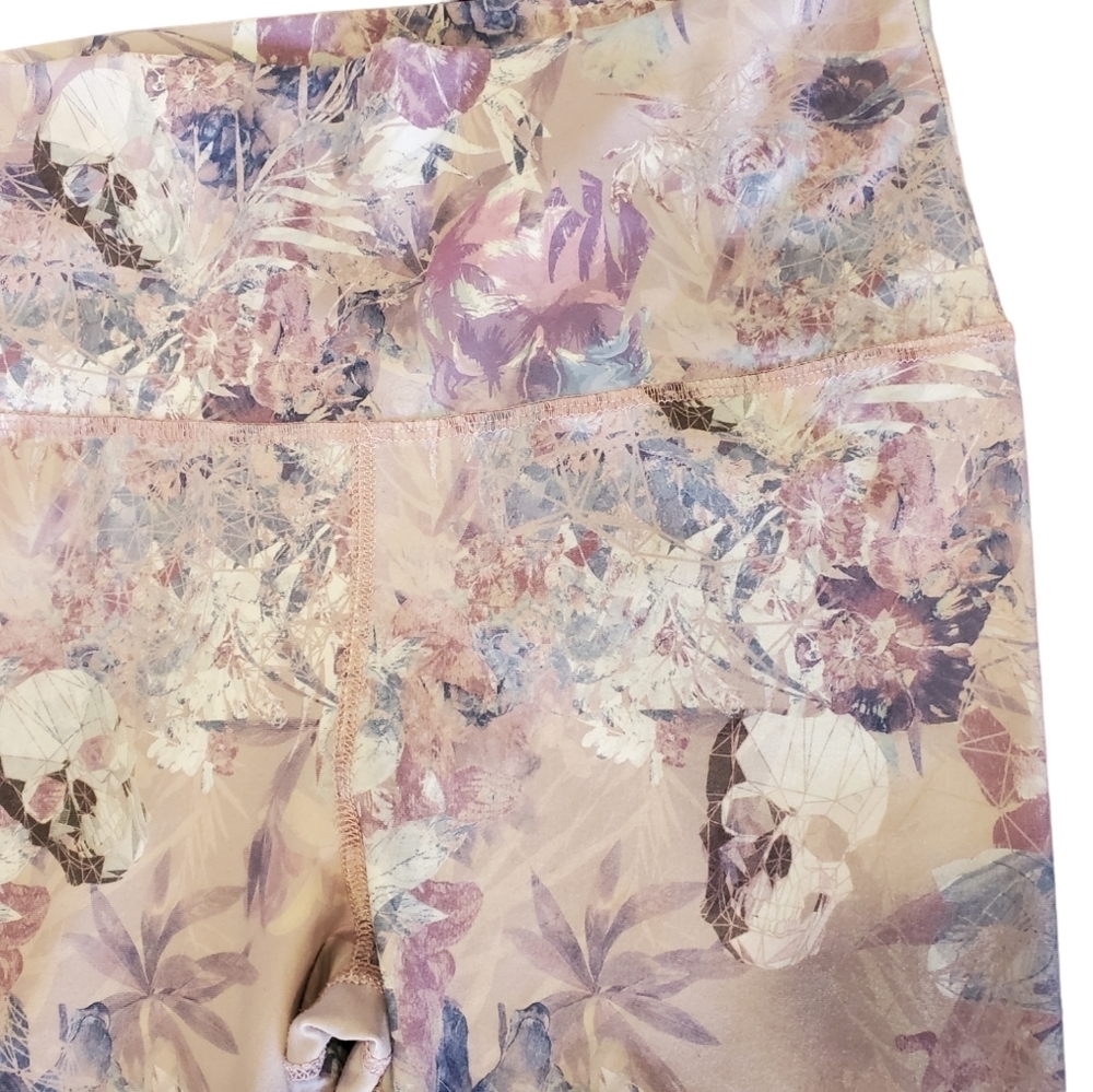 EVOLUTION & Creation - Capri Workout Pants - Sz L - Picture 5 of 5